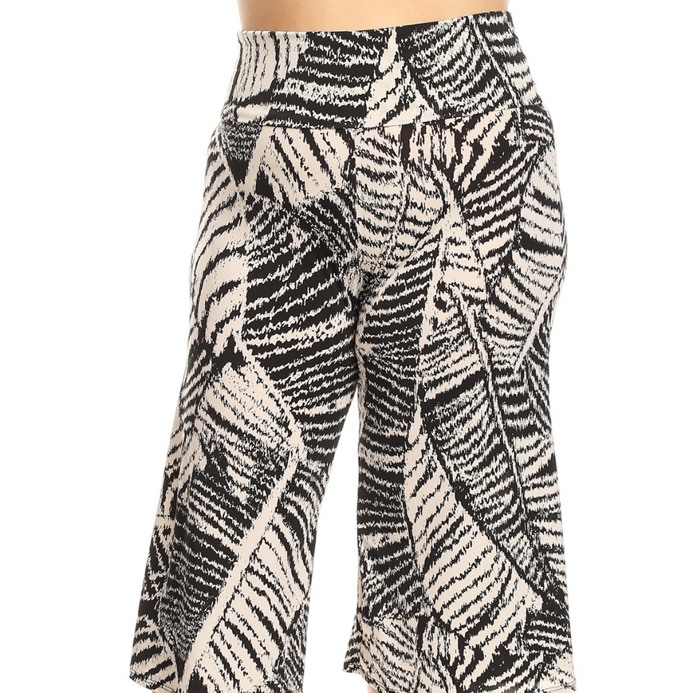 GAUCHO PANTS IN BLACK/WHITE LEAFS
